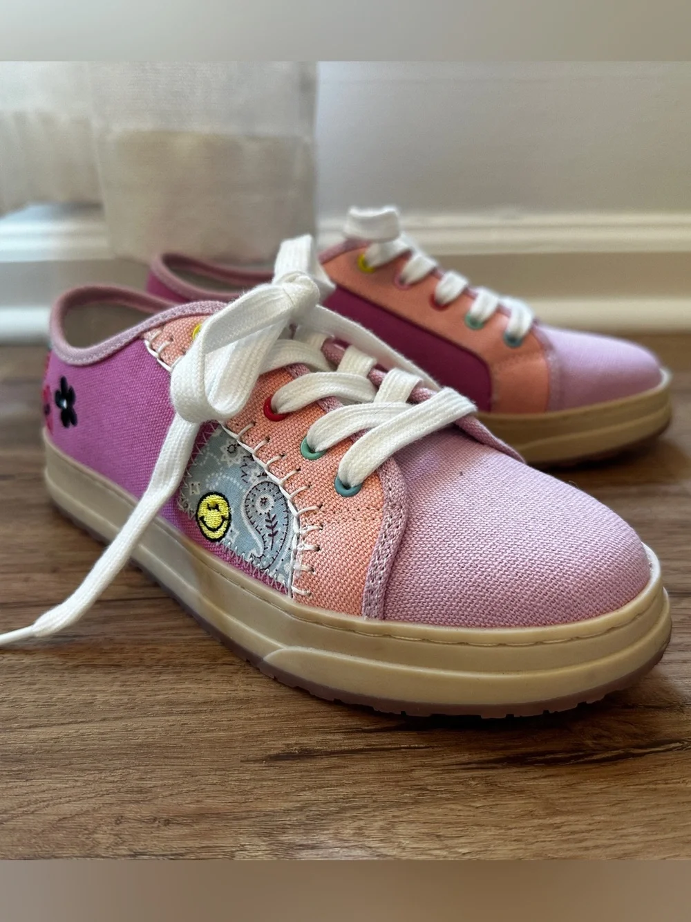 Steve Madden NEVER BEEN WORN Canvas Patchwork Sneakers